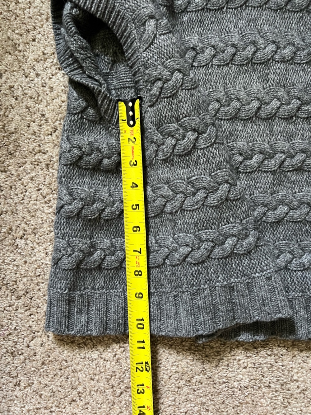 Banana Republic Gray Cable Knit Oversized Wool Cowl Sweater Vest Size M - Picture 5 of 7